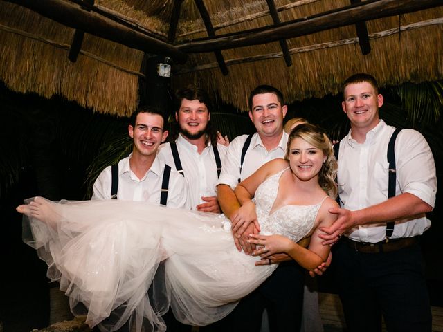 Hazen and kayla&apos;s Wedding in Isla Mujeres, Mexico 56