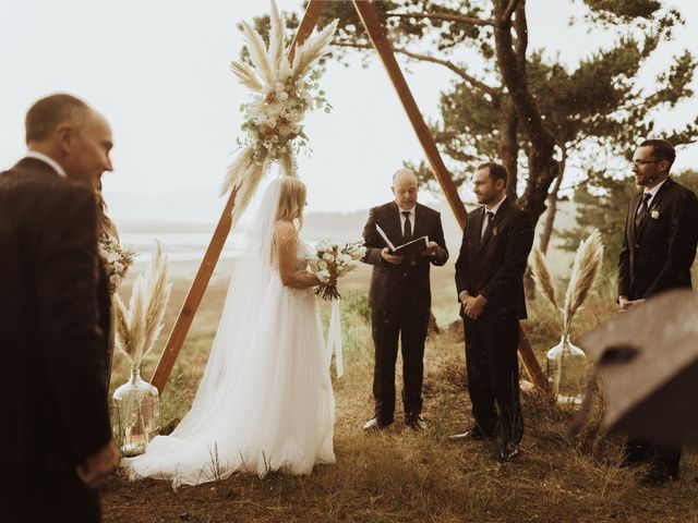 Pete and Rachel&apos;s Wedding in Seaside, Oregon 10