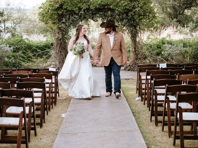 David and Sierra&apos;s Wedding in Dripping Springs, Texas 7