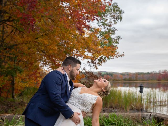 Keith and Alyssa&apos;s Wedding in Brookfield, Massachusetts 15