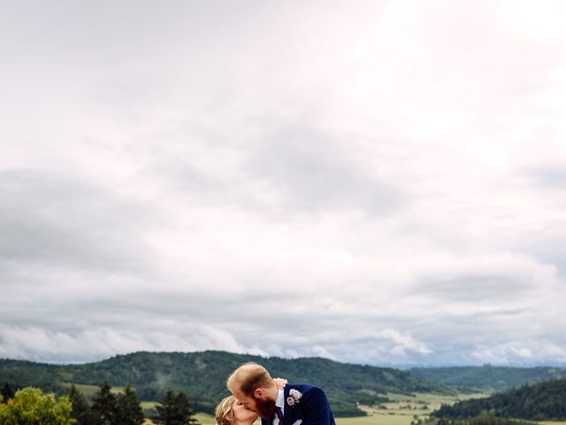 Clay and Bethany&apos;s Wedding in McMinnville, Oregon 19