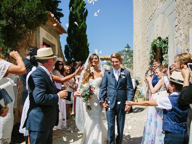 Jake and Nicola&apos;s Wedding in Palma de Mallorca, Spain 29