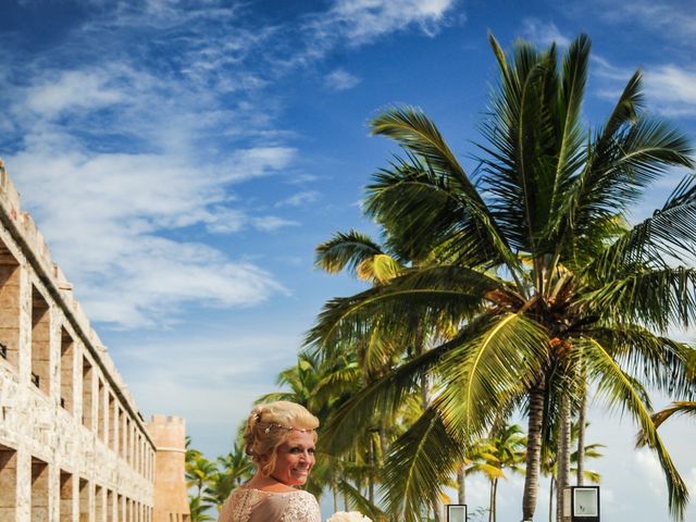 Terry and Peter&apos;s Wedding in Santo Domingo, Dominican Republic 9