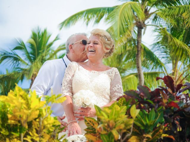 Terry and Peter&apos;s Wedding in Santo Domingo, Dominican Republic 16