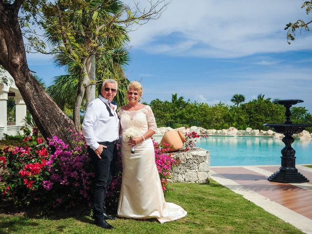 Terry and Peter&apos;s Wedding in Santo Domingo, Dominican Republic 17