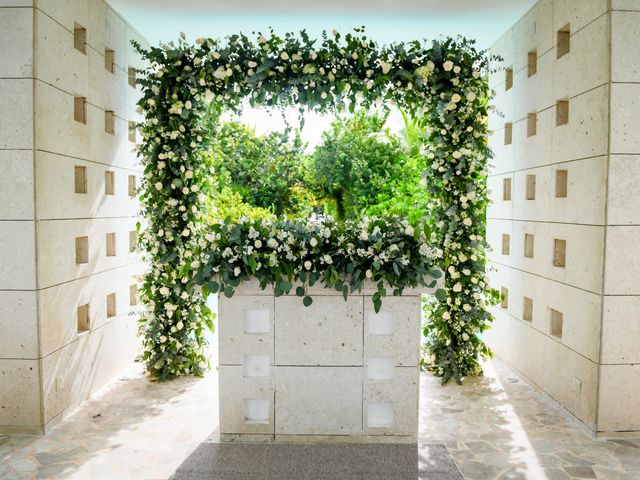 Melicia and Nicolas&apos;s Wedding in Cancun, Mexico 7