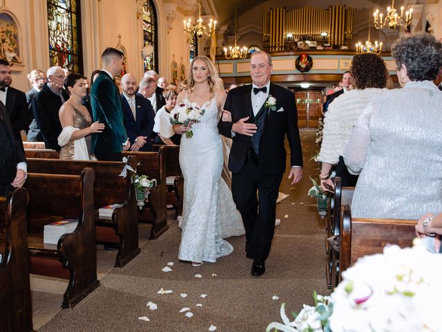 Caitie and Joey&apos;s Wedding in Phoenixville, Pennsylvania 10