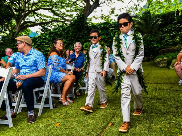 Claire and Matthew&apos;s Wedding in Kaneohe, Hawaii 85