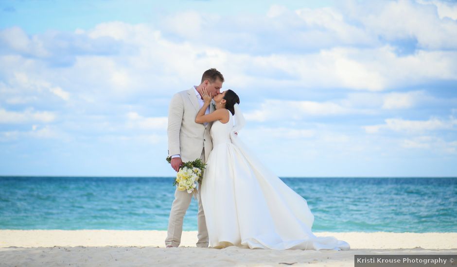 Melicia and Nicolas's Wedding in Cancun, Mexico