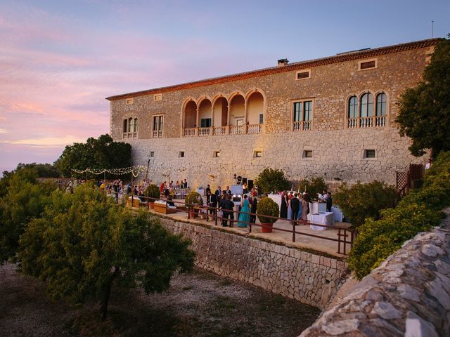 Robert and Charlotte&apos;s Wedding in Palma de Mallorca, Spain 9