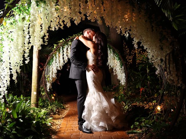 Gonzalo and Berlinda&apos;s Wedding in Davie, Florida 12