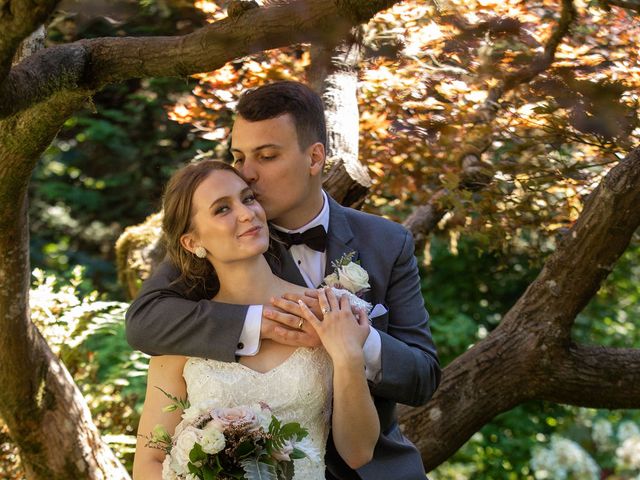 Joey and Sara Jane&apos;s Wedding in Beaverton, Oregon 154