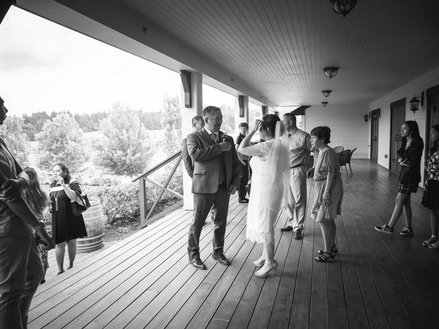 Derek and Melissa&apos;s Wedding in Salem, Oregon 10