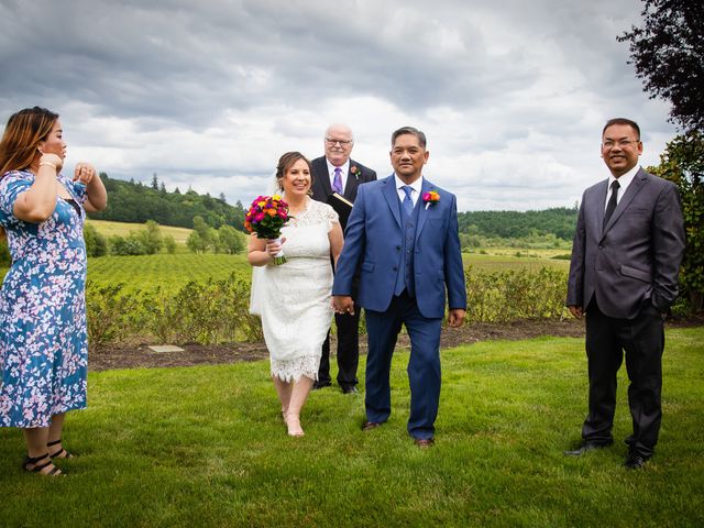 Derek and Melissa&apos;s Wedding in Salem, Oregon 35