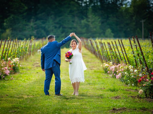 Derek and Melissa&apos;s Wedding in Salem, Oregon 63