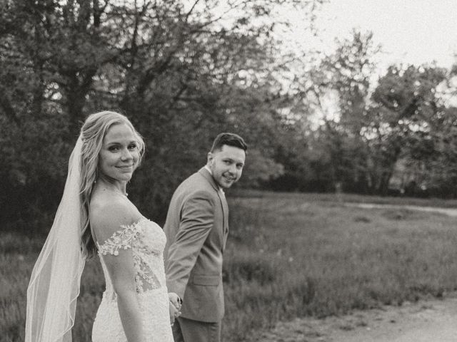 Noah and Lexie&apos;s Wedding in Lincoln, Nebraska 7