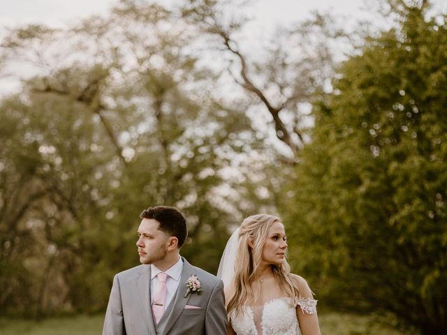 Noah and Lexie&apos;s Wedding in Lincoln, Nebraska 14