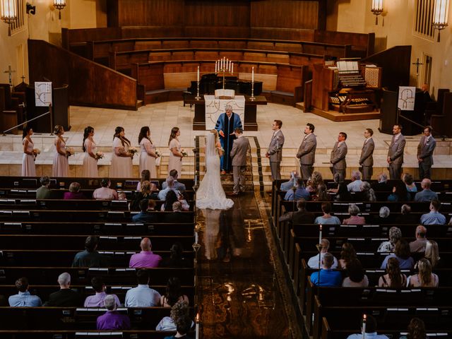 Noah and Lexie&apos;s Wedding in Lincoln, Nebraska 20