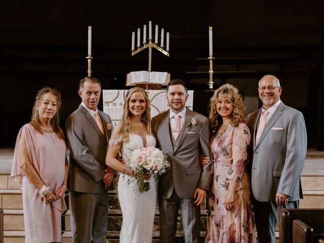 Noah and Lexie&apos;s Wedding in Lincoln, Nebraska 22