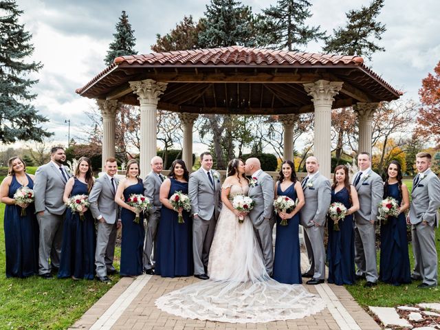 Michael and Lindsay&apos;s Wedding in Oak Brook, Illinois 5