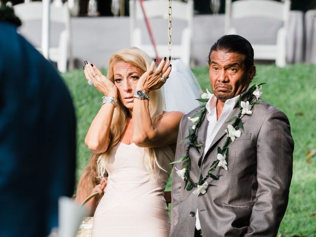 Chelsea and Sean&apos;s Wedding in Honolulu, Hawaii 53