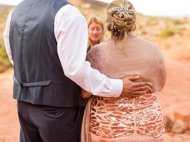 Jorge and Barbara&apos;s Wedding in Sedona, Arizona 6