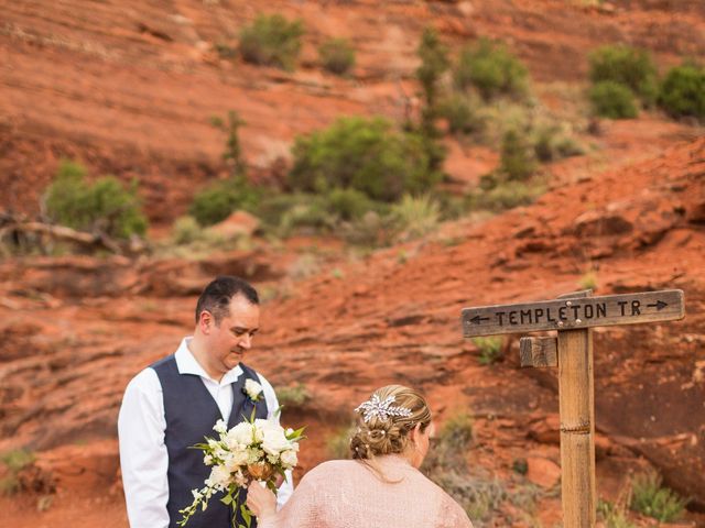 Jorge and Barbara&apos;s Wedding in Sedona, Arizona 8