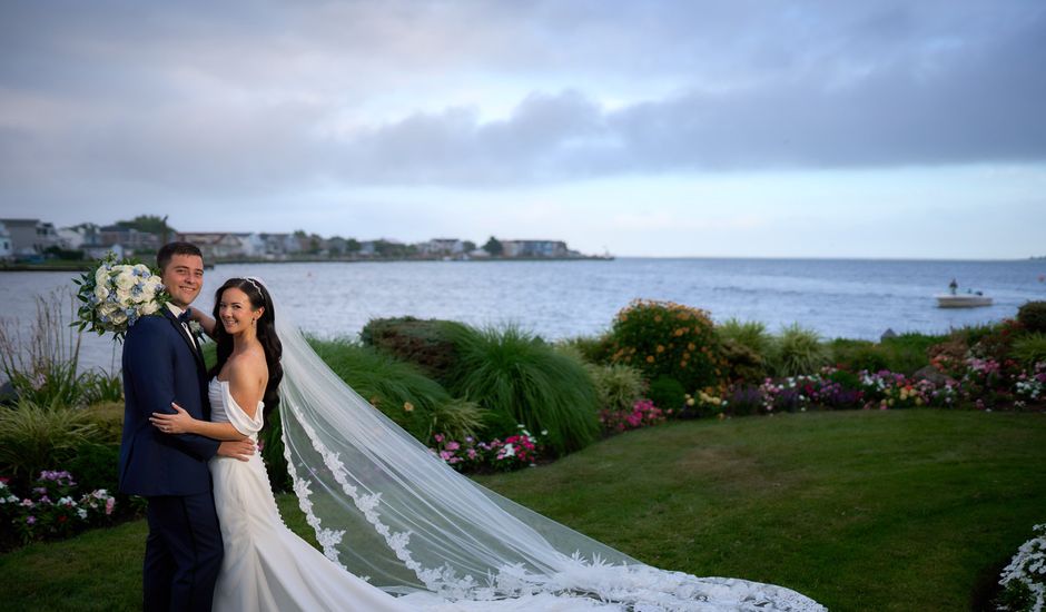 Andrew and Amanda's Wedding in Massapequa, New York