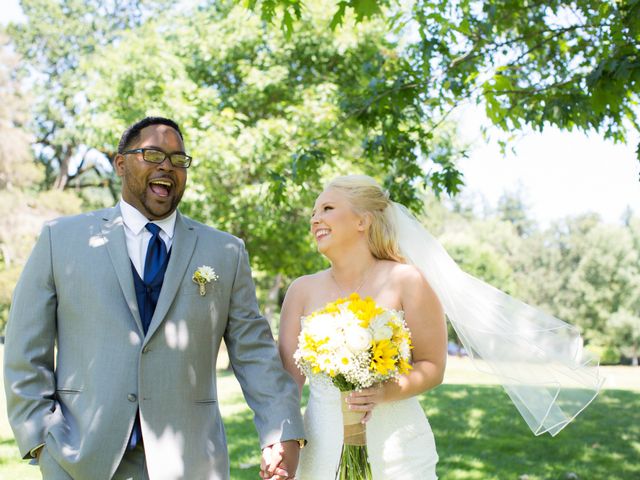 Chris and Lindsay&apos;s Wedding in Portland, Oregon 18