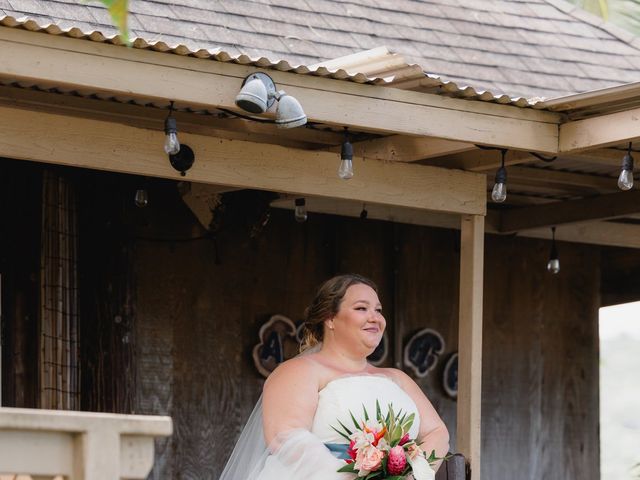 Lorissa and Jose&apos;s Wedding in Honolulu, Hawaii 88