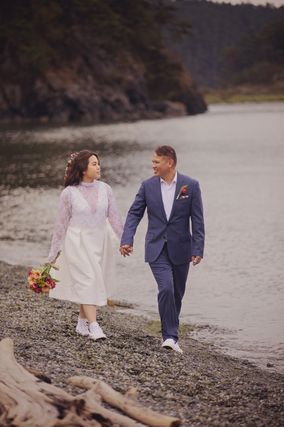 Will and Amanda&apos;s Wedding in Oak Harbor, Washington 3