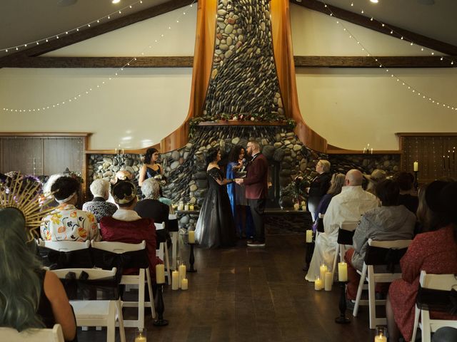 Joel and Liz&apos;s Wedding in Buckley, Washington 4