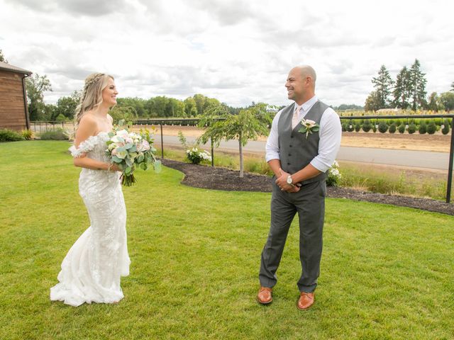 Jathan and Megan&apos;s Wedding in Portland, Oregon 26