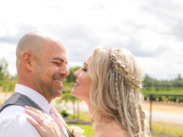 Jathan and Megan&apos;s Wedding in Portland, Oregon 33