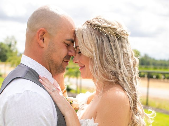 Jathan and Megan&apos;s Wedding in Portland, Oregon 35