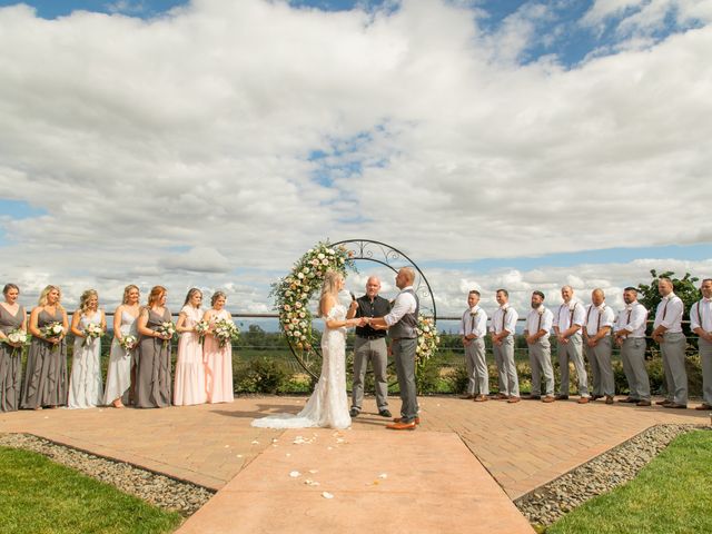 Jathan and Megan&apos;s Wedding in Portland, Oregon 59