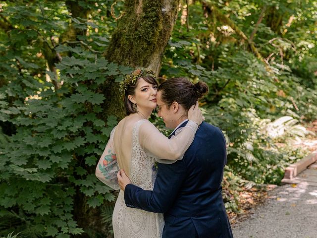 Daniel and Julie&apos;s Wedding in Bellingham, Washington 16