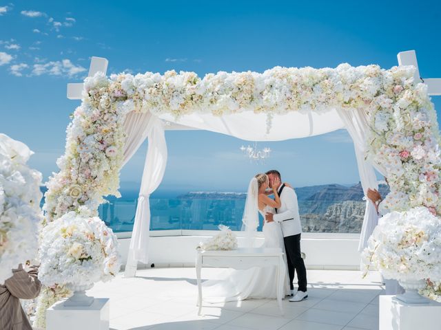 Scott and Paulina&apos;s Wedding in Santorini, Greece 10