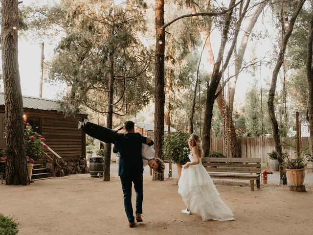 Joel and Lindsay&apos;s Wedding in Malibu, California 39