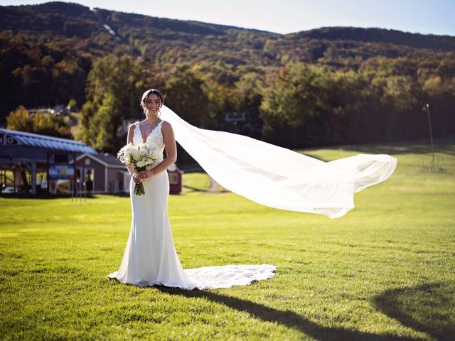 Dan and Abby&apos;s Wedding in Ludlow, Vermont 14