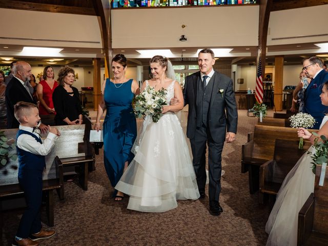 Anna and Elijah&apos;s Wedding in Blue Bell, Pennsylvania 9