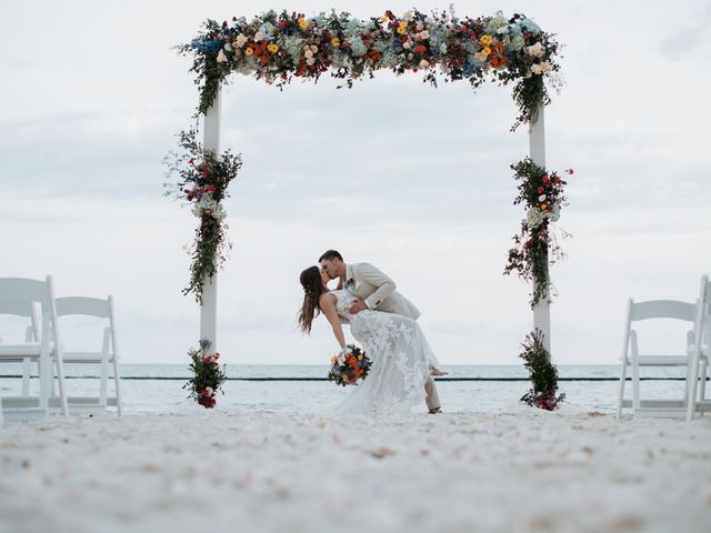 Benjamin and Amanda&apos;s Wedding in Cancun, Mexico 15