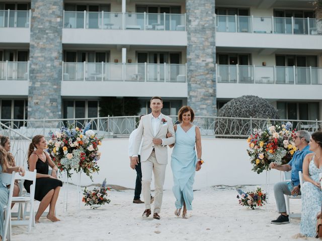 Benjamin and Amanda&apos;s Wedding in Cancun, Mexico 30