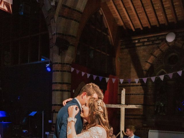 Josh and Savannah&apos;s Wedding in Worcester, United Kingdom 4