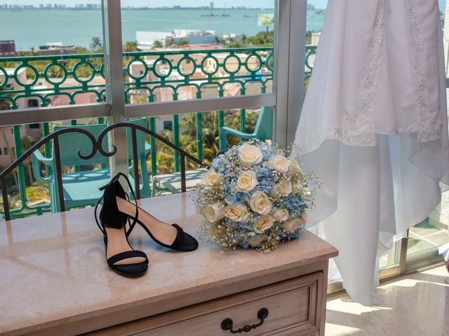 Chris and Gina&apos;s Wedding in Cancun, Mexico 15