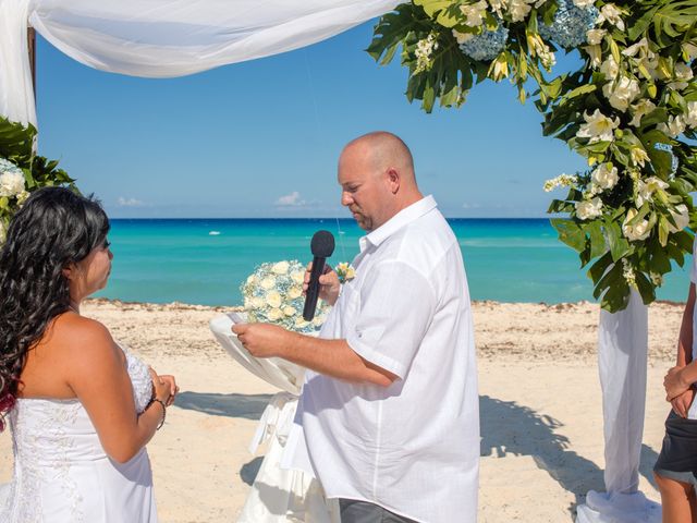 Chris and Gina&apos;s Wedding in Cancun, Mexico 29