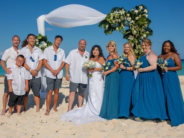 Chris and Gina&apos;s Wedding in Cancun, Mexico 37