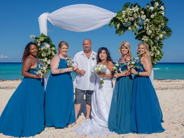 Chris and Gina&apos;s Wedding in Cancun, Mexico 38