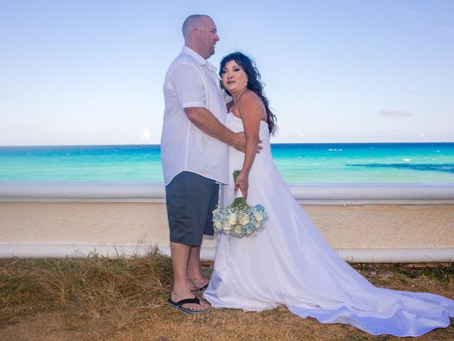 Chris and Gina&apos;s Wedding in Cancun, Mexico 40