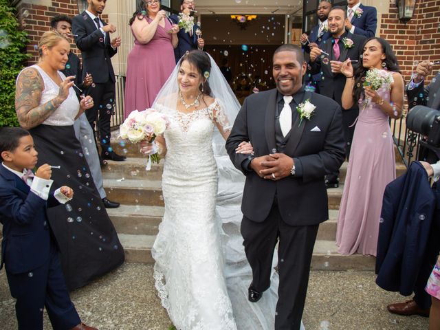 Julio and Sandra&apos;s Wedding in Schenectady, New York 16